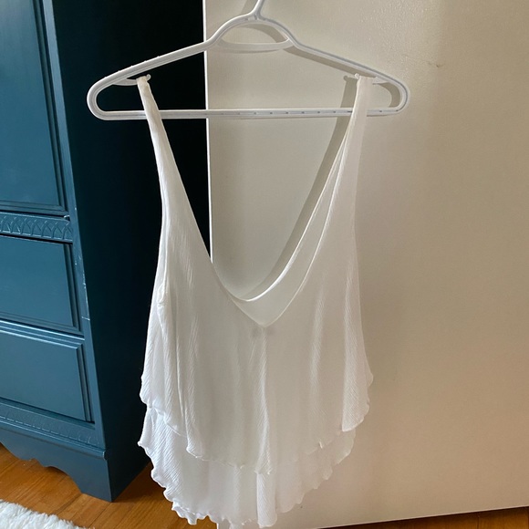 Light and airy Free People sleeveless top - Picture 1 of 3